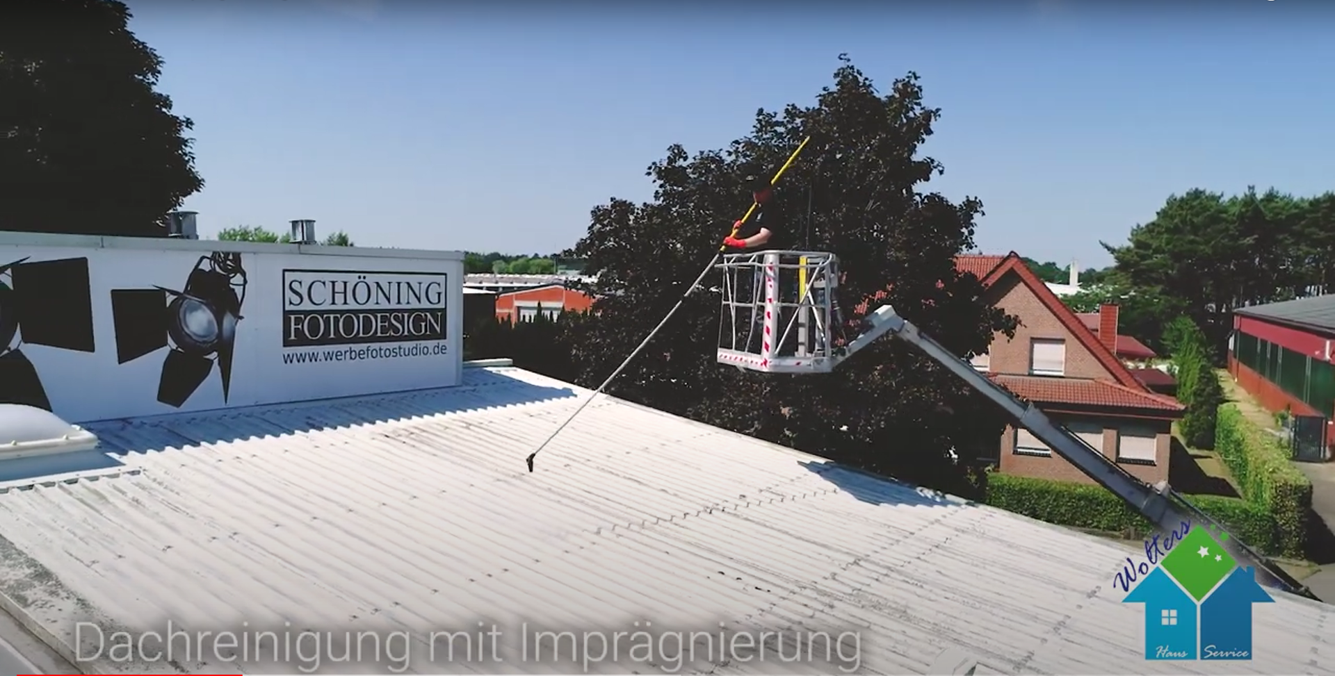 Professionelle Dach-Komplettreinigung f&uuml;r Kunden in Lathen, Sustrum und Fresenburg.